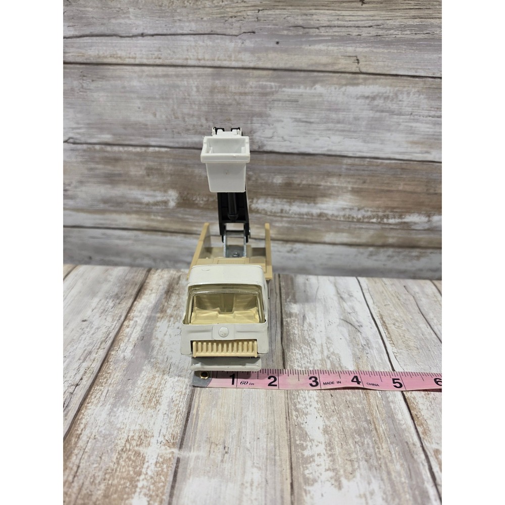 Vintage Tonka Bell System Bucket Truck Diecast Metal Utility Vehicle White Tan - Picture 3 of 8
